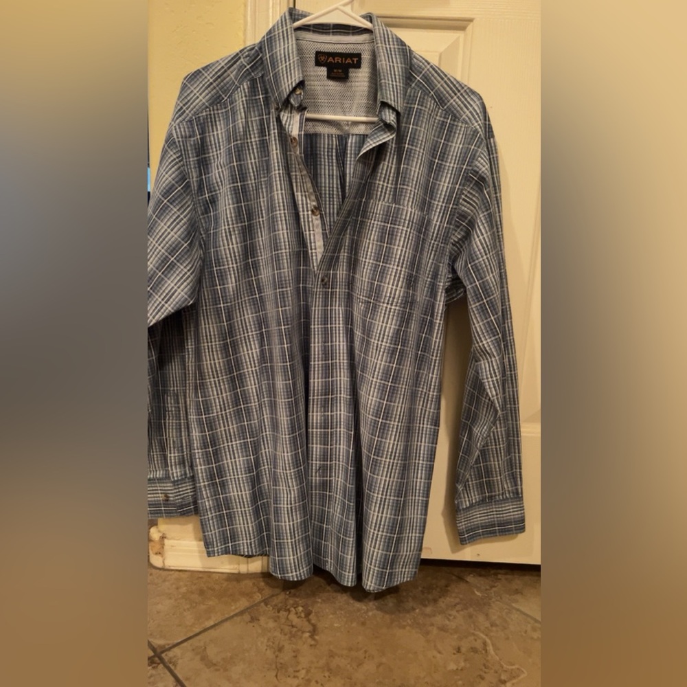 Ariat Long Sleeve